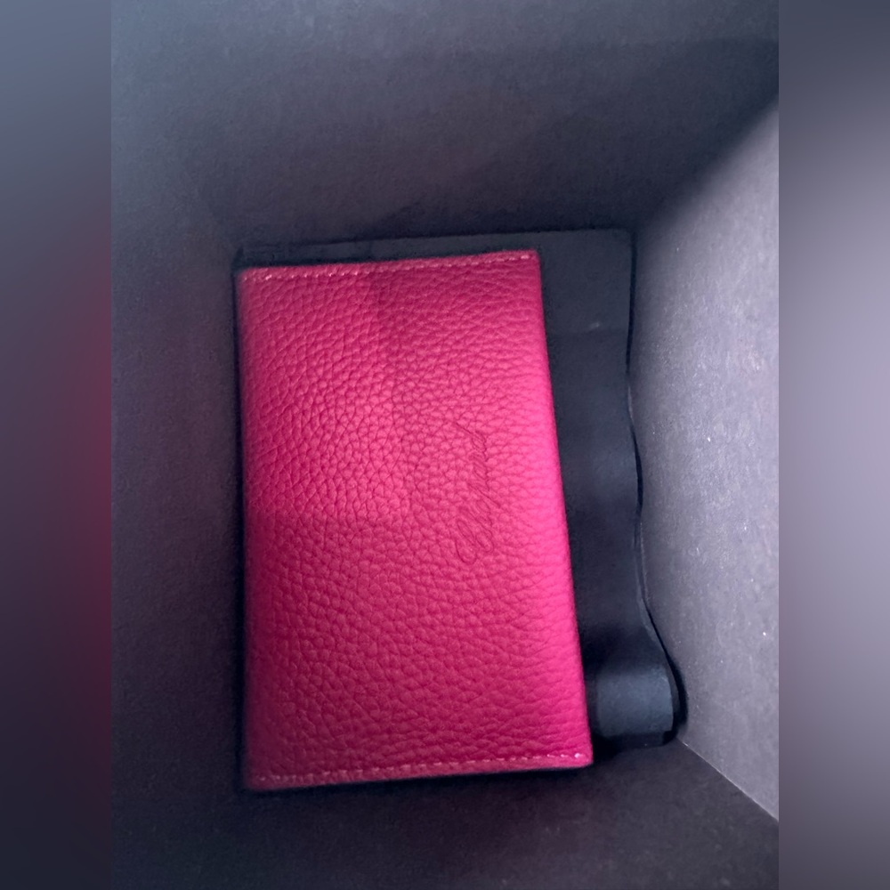 Chopard Fuchsia Leather Card Wallet/very good condition/unused display piece - Picture 4 of 7